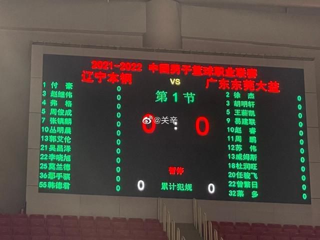 他的巨物轻轻滑进我的身体